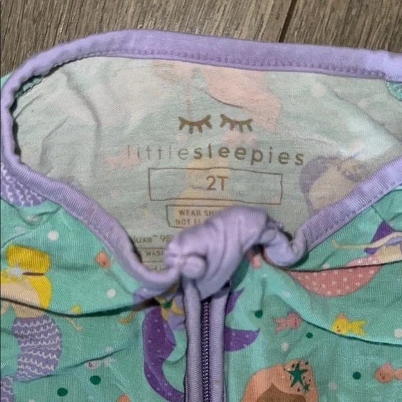 Little Sleepies mermaid zippy - Picture 2 of 2